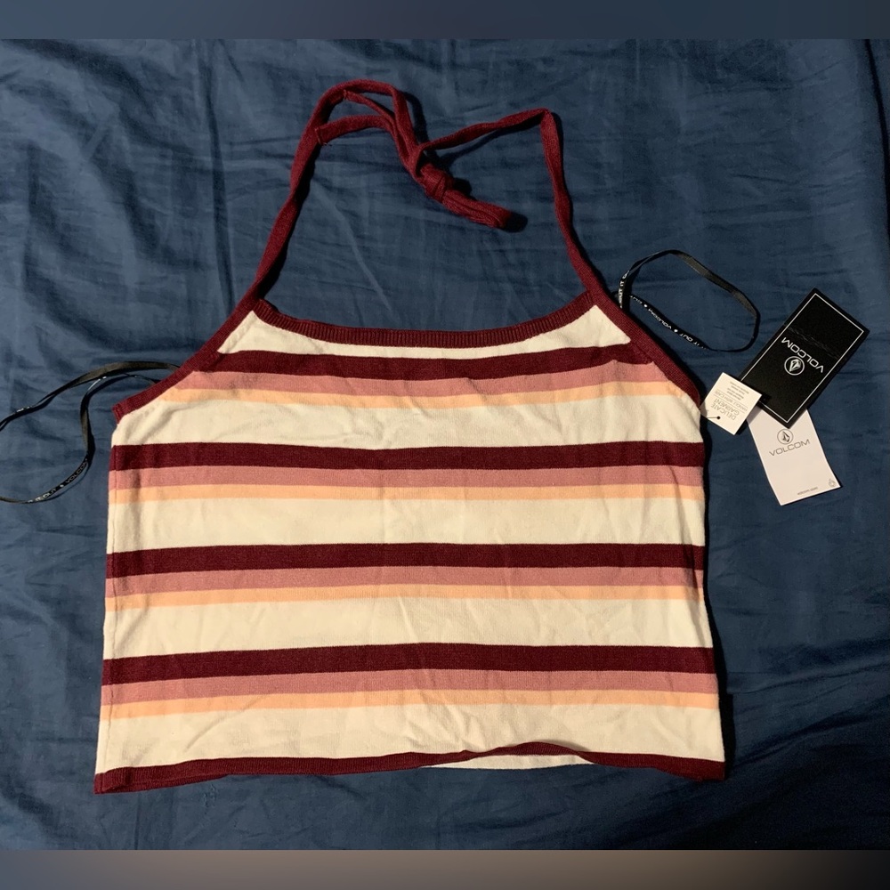 🩷Volcom Halter Top🩷